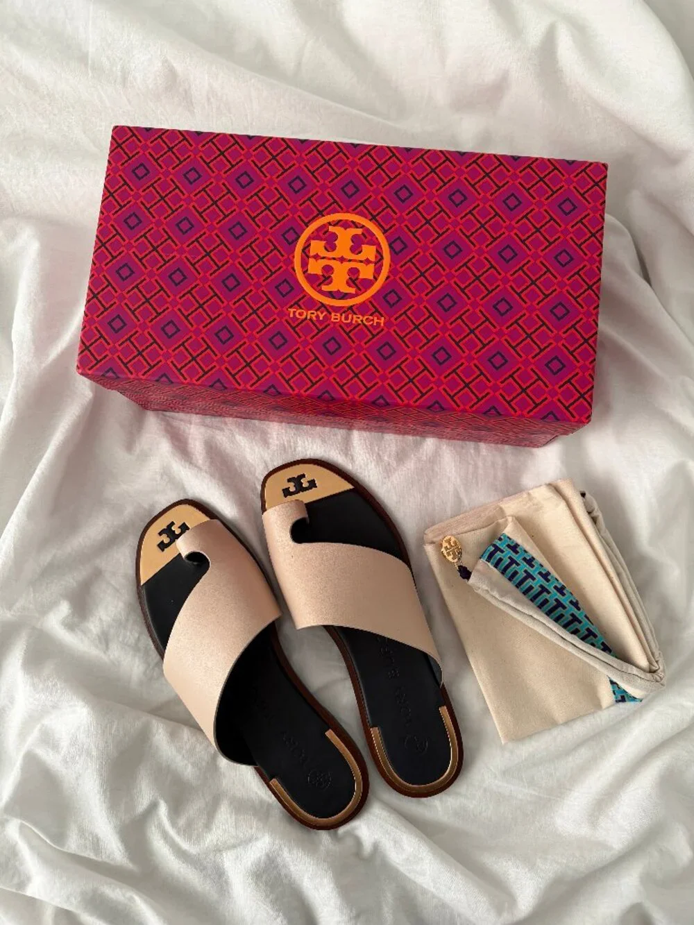 Tory Burch Selby Toe-Ring Leather Slide Sandals NIB Size 8.5
